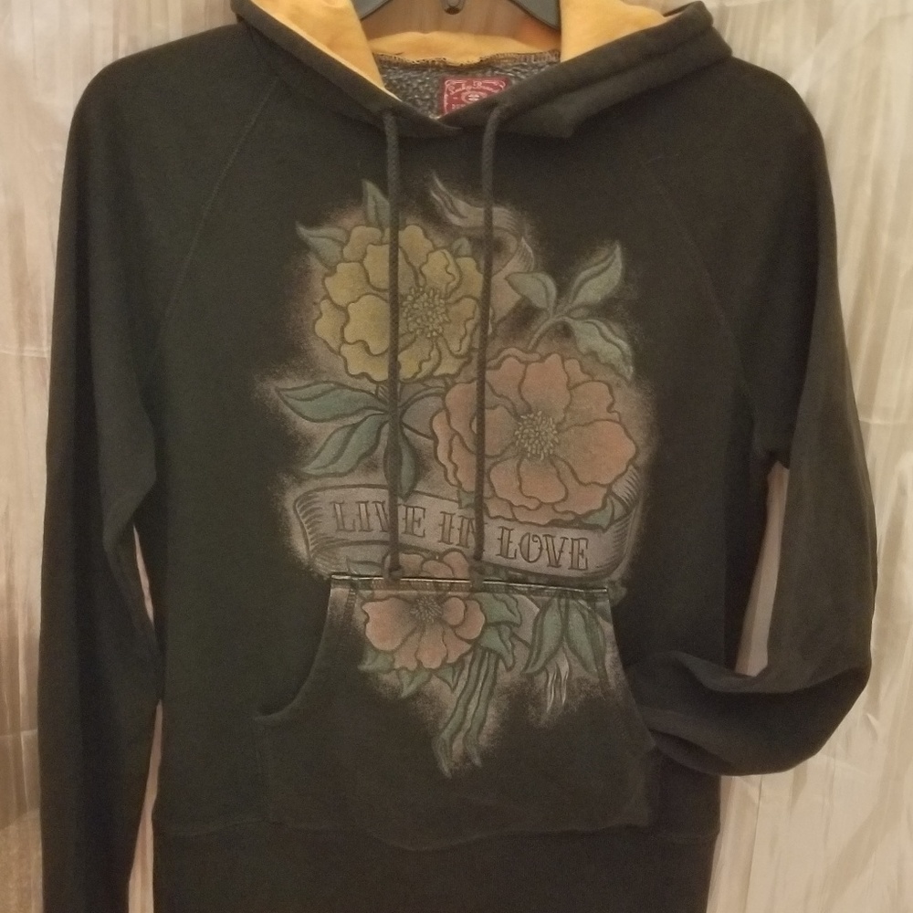 Lucky Brand sweatshirt